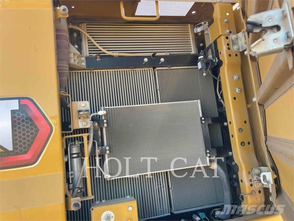 CAT 32007 Gravemaskiner på larvebånd