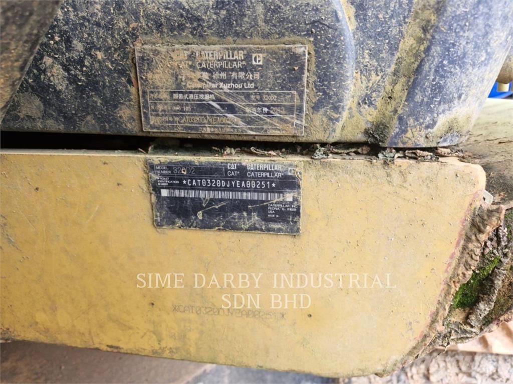 CAT 320D2 Gravemaskiner på larvebånd