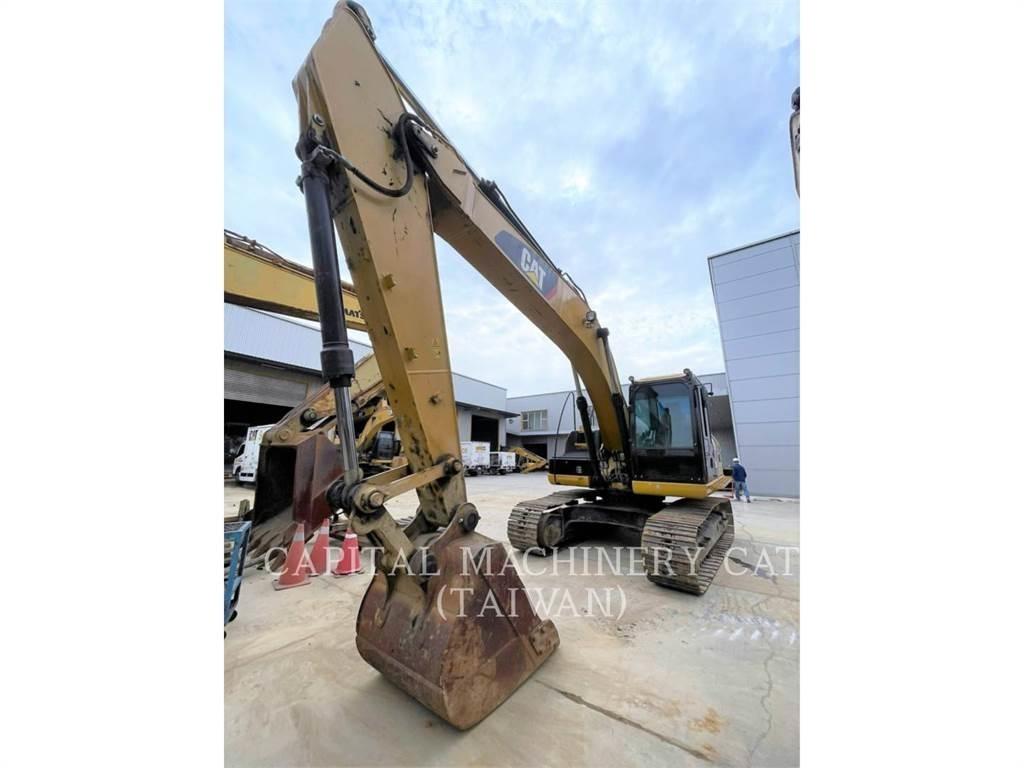 CAT 320D2 Gravemaskiner på larvebånd