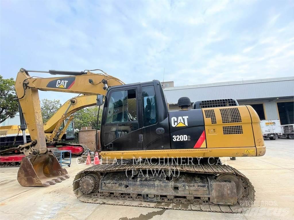 CAT 320D2 Gravemaskiner på larvebånd