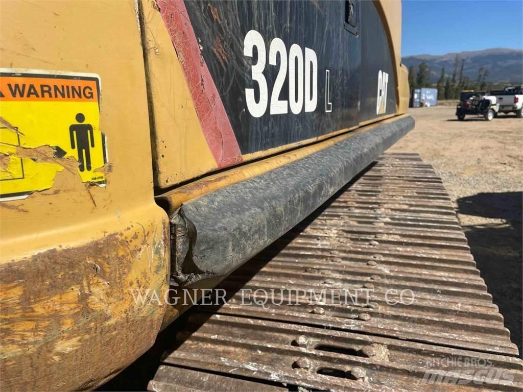 CAT 320DL Gravemaskiner på larvebånd