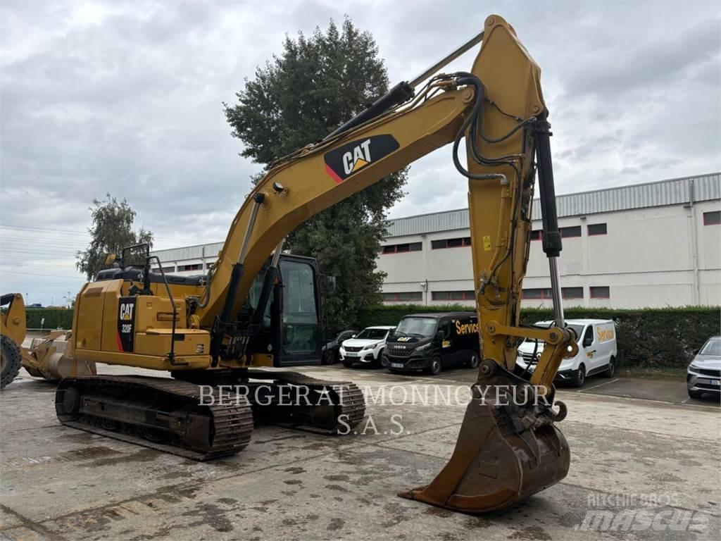 CAT 320F Gravemaskiner på larvebånd