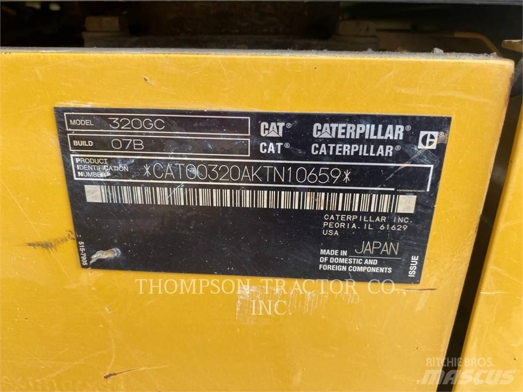 CAT 320GC Gravemaskiner på larvebånd