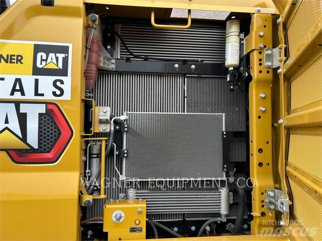 CAT 323 Gravemaskiner på larvebånd
