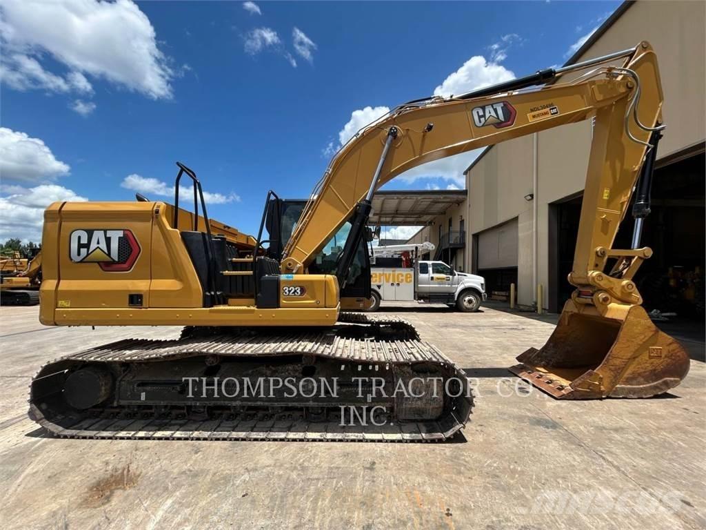 CAT 323 Gravemaskiner på larvebånd