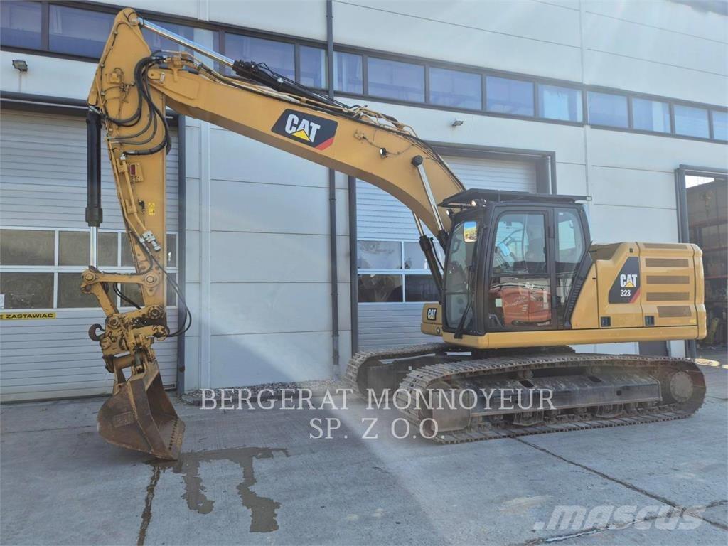 CAT 323 Gravemaskiner på larvebånd