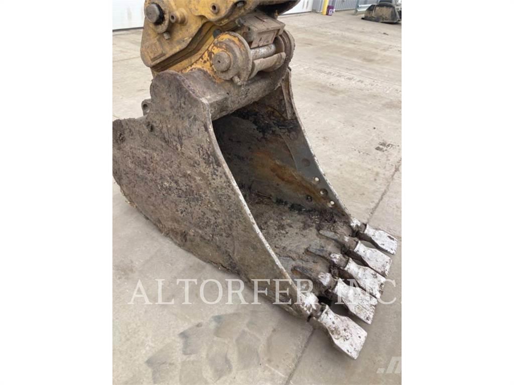 CAT 323-07 Gravemaskiner på larvebånd