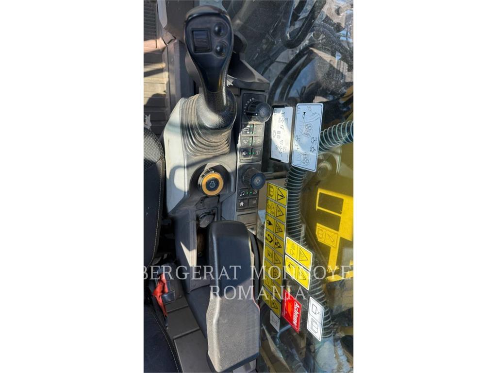 CAT 323-07 Gravemaskiner på larvebånd