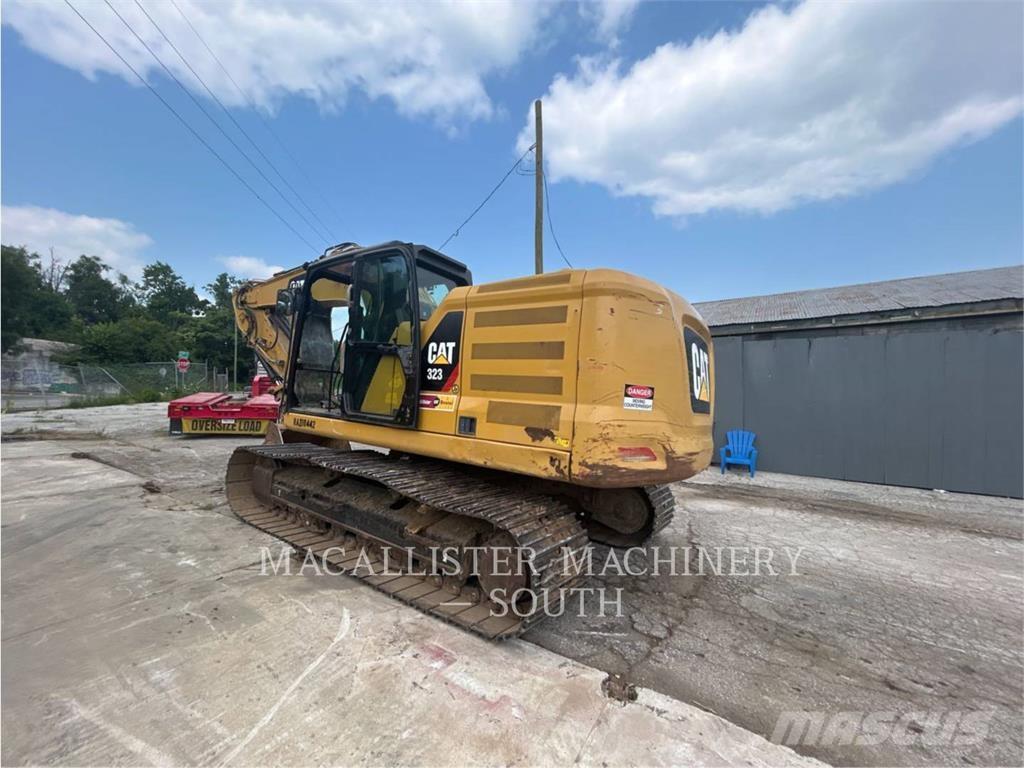 CAT 323-07 Gravemaskiner på larvebånd