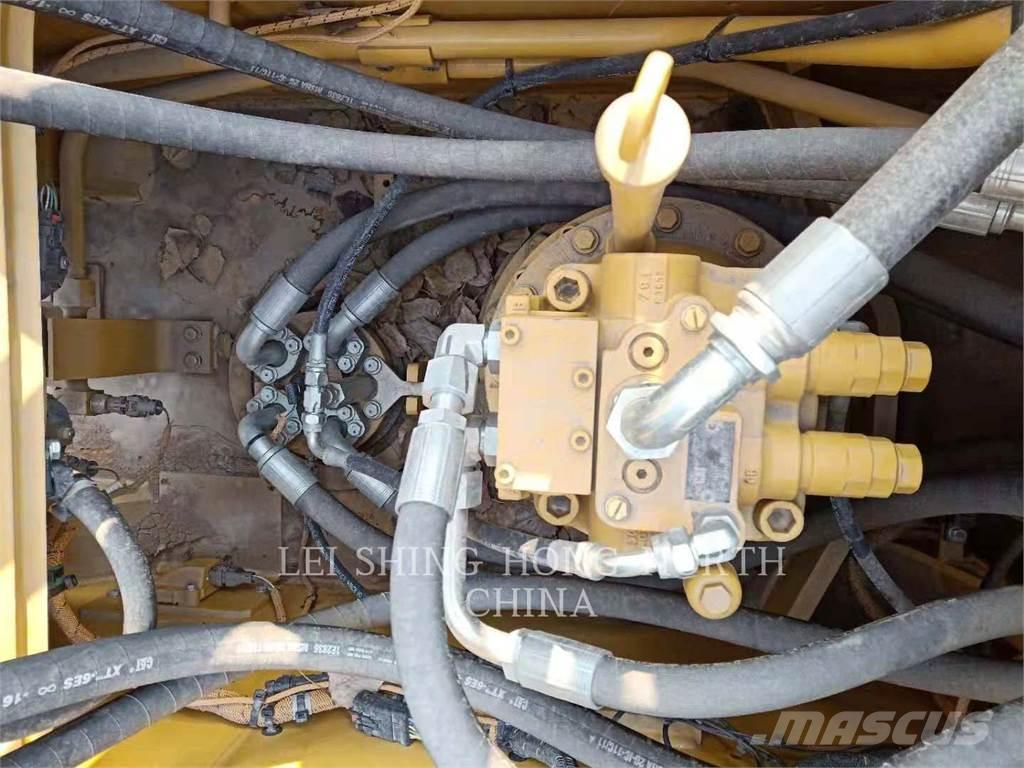 CAT 323-07 Gravemaskiner på larvebånd