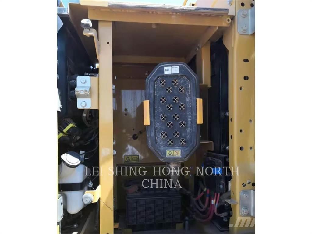 CAT 323-07 Gravemaskiner på larvebånd