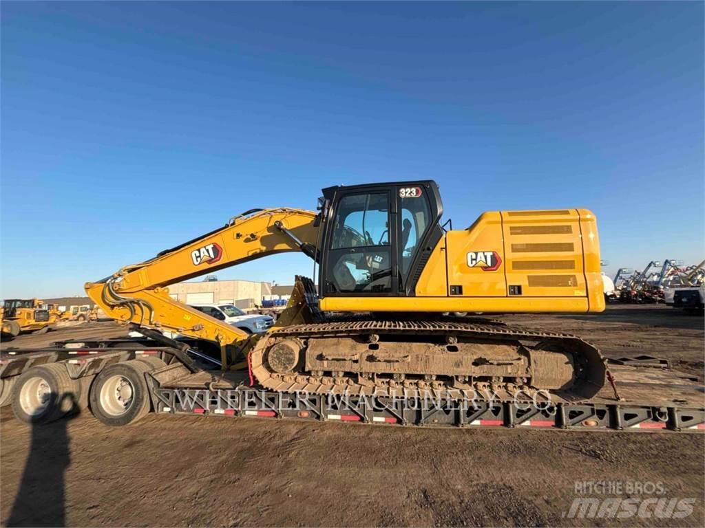 CAT 323 CF Gravemaskiner på larvebånd