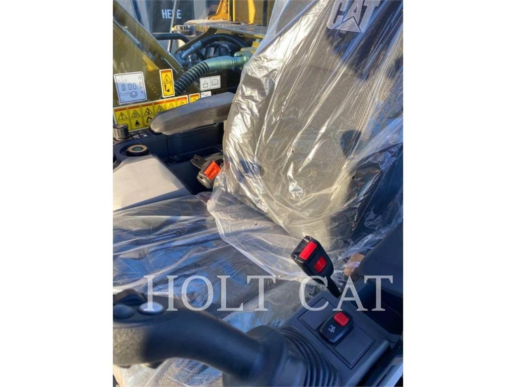 CAT 323 TC Gravemaskiner på larvebånd