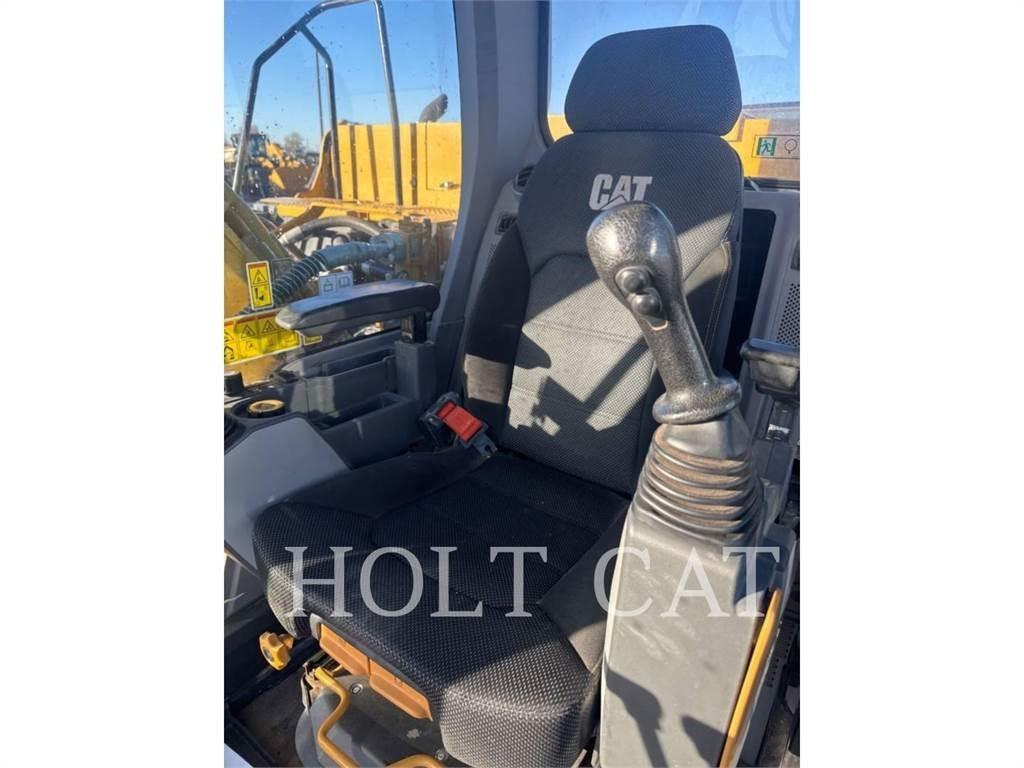 CAT 323 TC Gravemaskiner på larvebånd