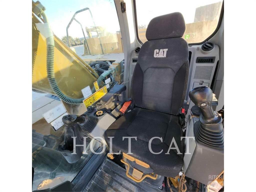 CAT 323 TC Gravemaskiner på larvebånd