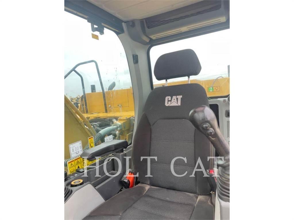 CAT 323 TC3 Gravemaskiner på larvebånd