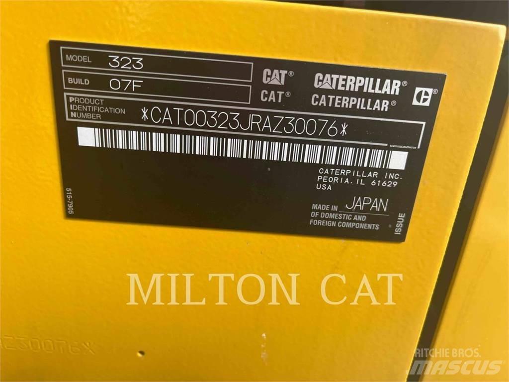 CAT 32307 Gravemaskiner på larvebånd