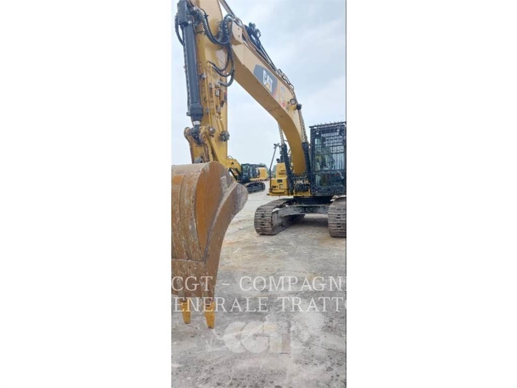 CAT 323F Gravemaskiner på larvebånd