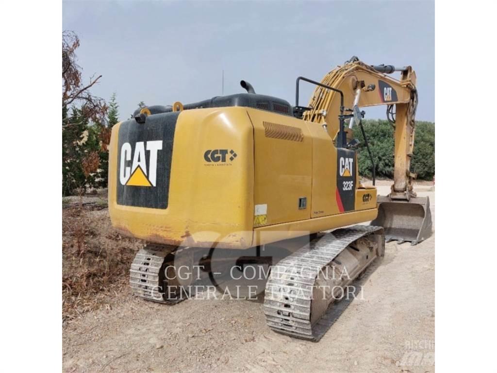 CAT 323F Gravemaskiner på larvebånd