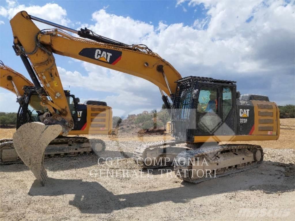 CAT 323F Gravemaskiner på larvebånd