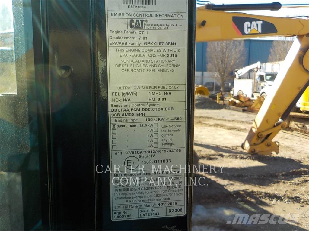 CAT 323FL Gravemaskiner på larvebånd