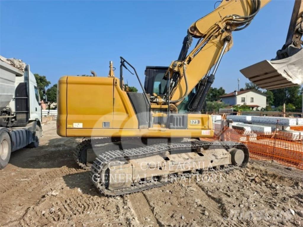 CAT 323LN Gravemaskiner på larvebånd