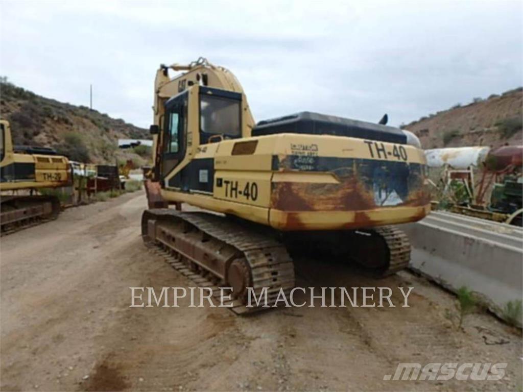 CAT 325 Gravemaskiner på larvebånd