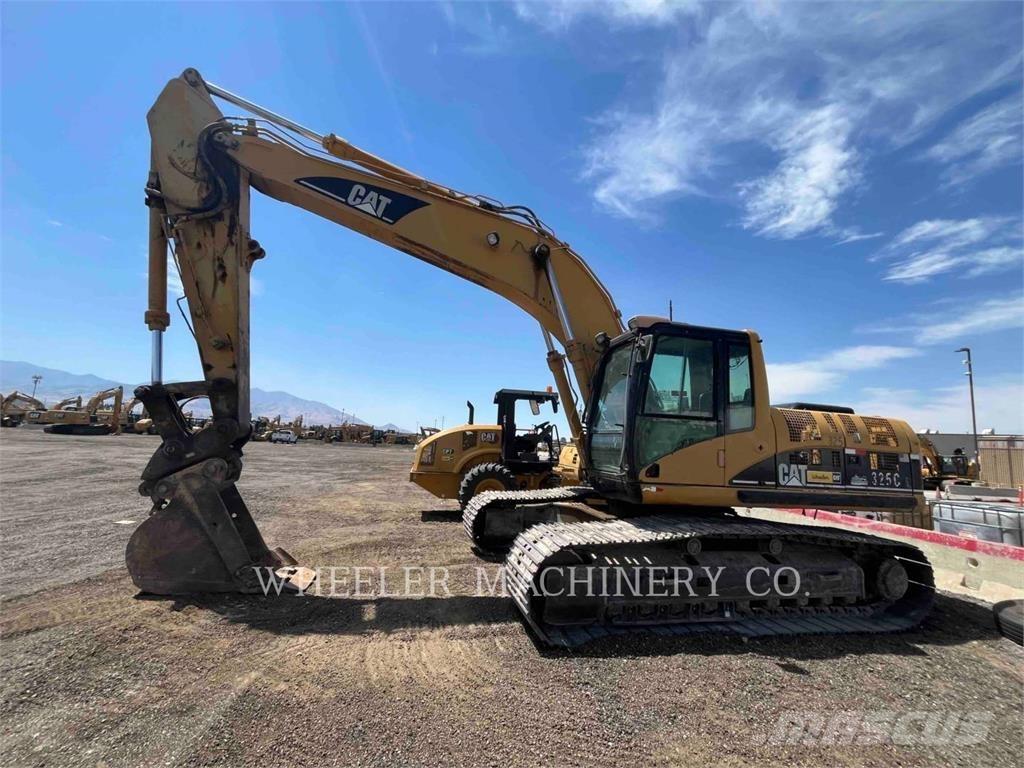 CAT 325CL Gravemaskiner på larvebånd