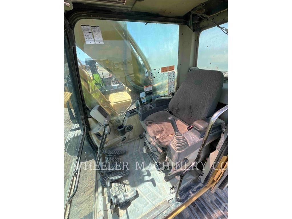CAT 325CL Gravemaskiner på larvebånd