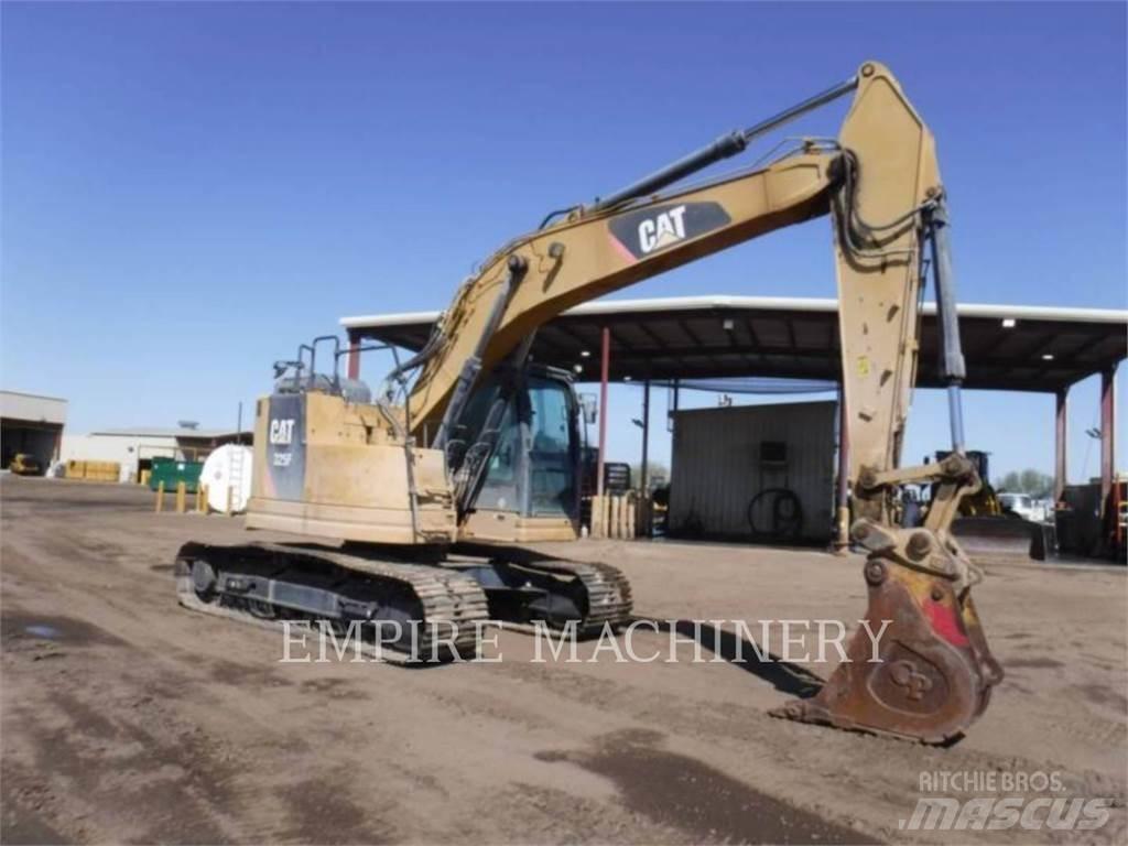 CAT 325F Gravemaskiner på larvebånd