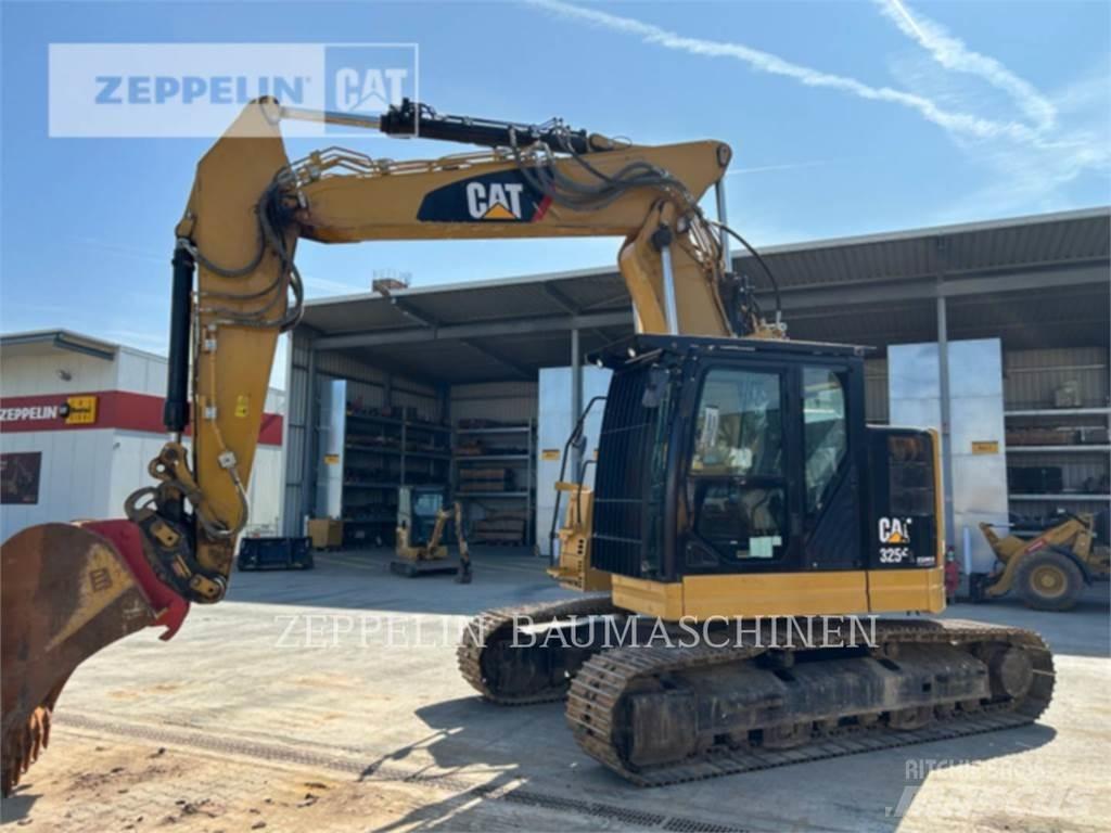 CAT 325FL Gravemaskiner på larvebånd