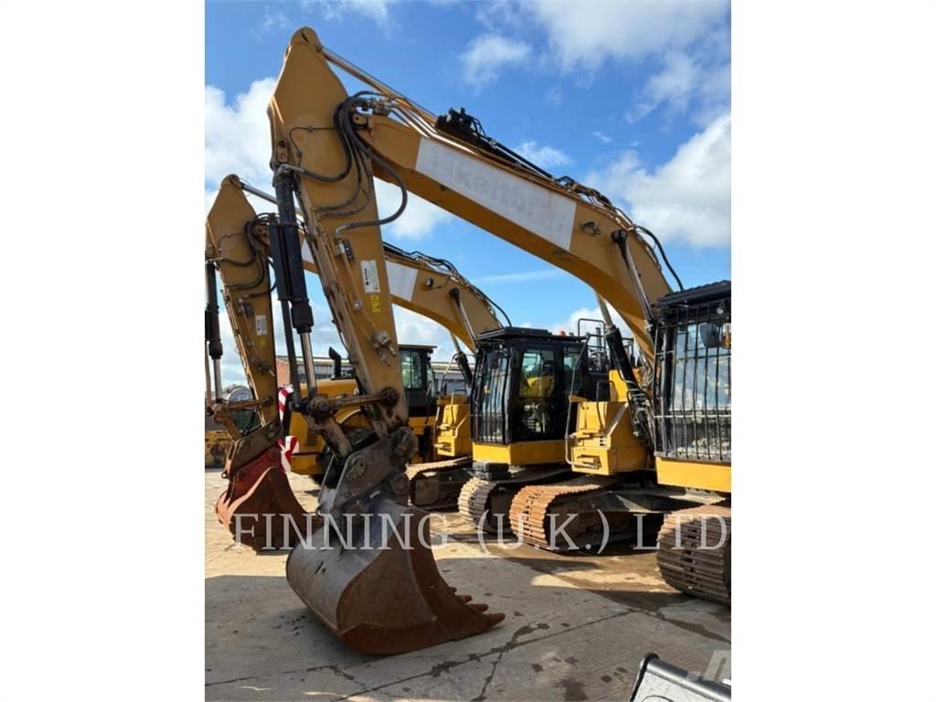 CAT 325FL Gravemaskiner på larvebånd