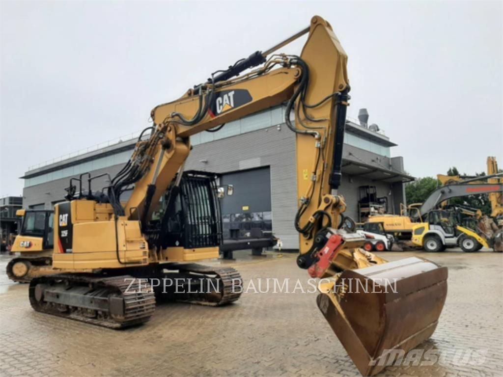 CAT 325FL Gravemaskiner på larvebånd
