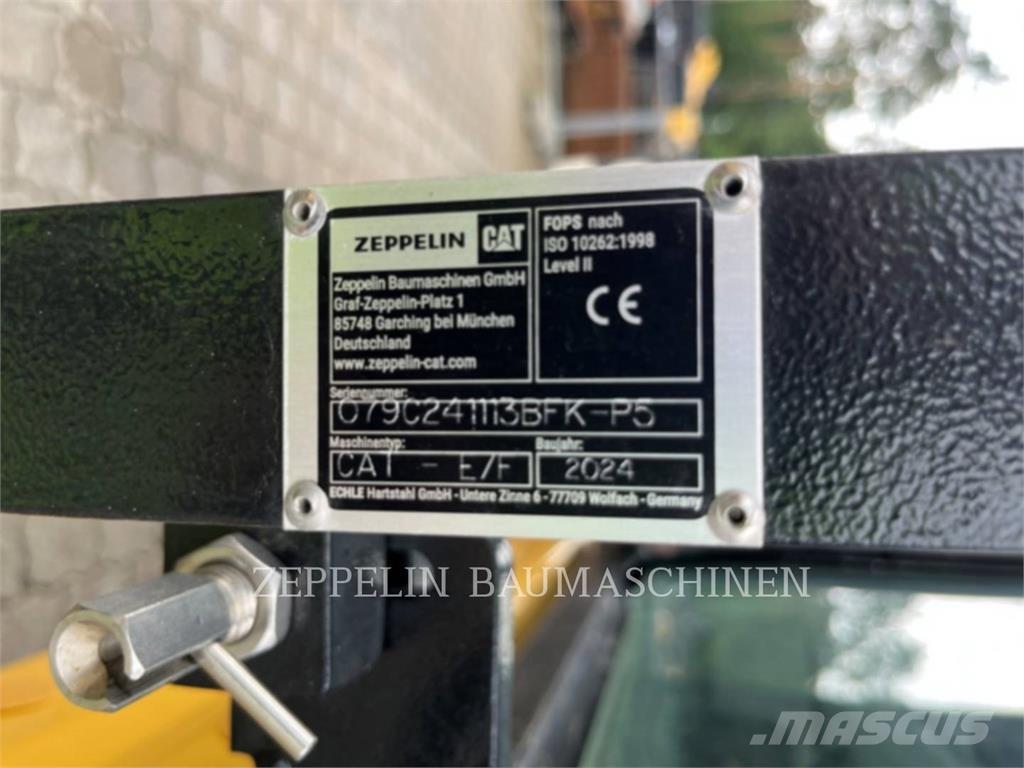 CAT 325FL Gravemaskiner på larvebånd