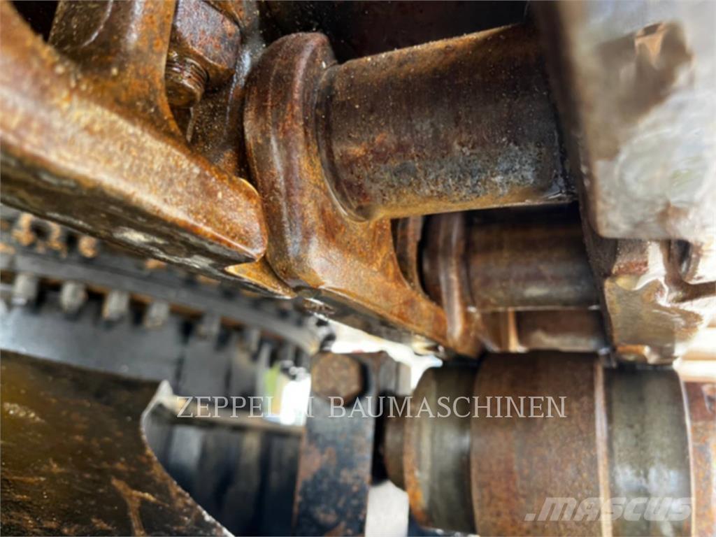 CAT 325FL Gravemaskiner på larvebånd