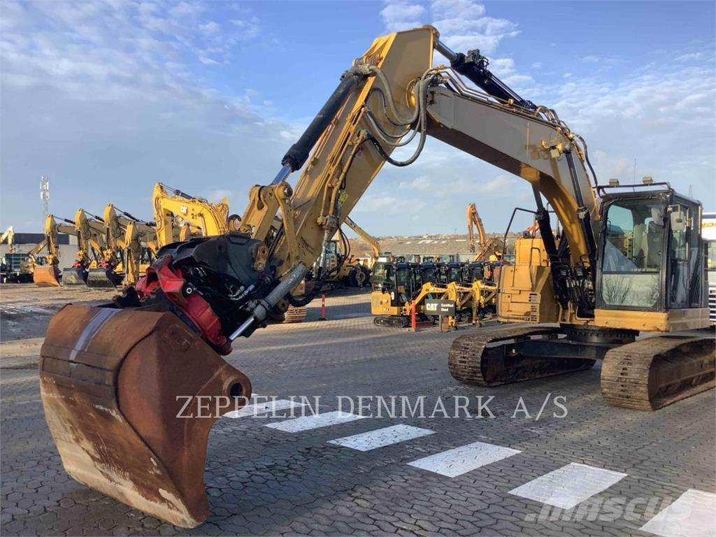 CAT 325FLCR Gravemaskiner på larvebånd