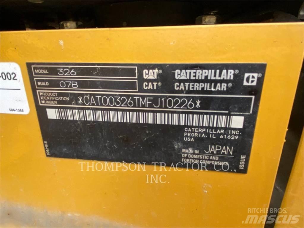 CAT 326 Gravemaskiner på larvebånd