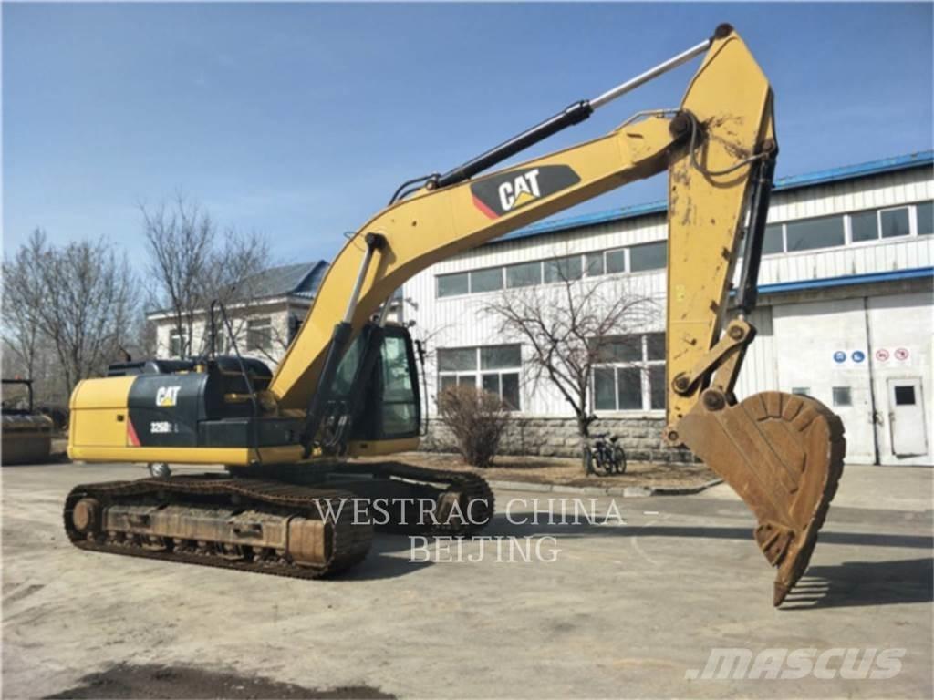 CAT 326D2L Gravemaskiner på larvebånd