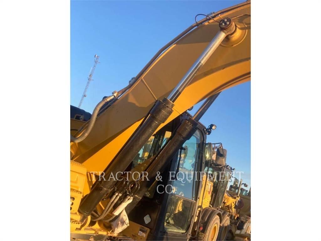 CAT 326F L Gravemaskiner på larvebånd