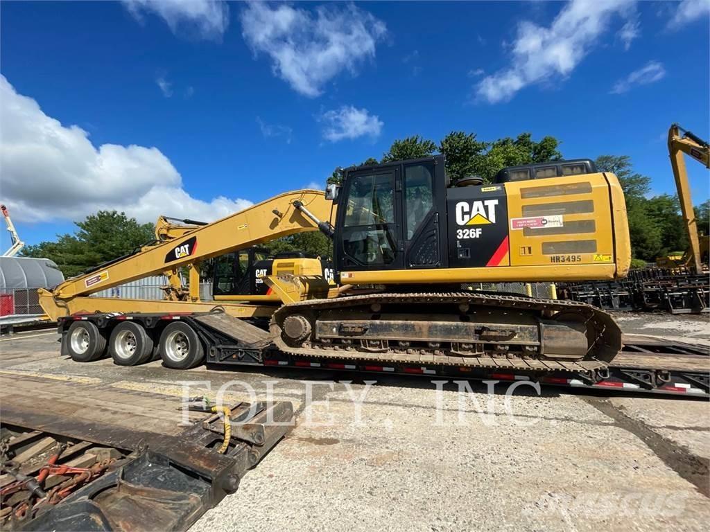 CAT 326FL Gravemaskiner på larvebånd