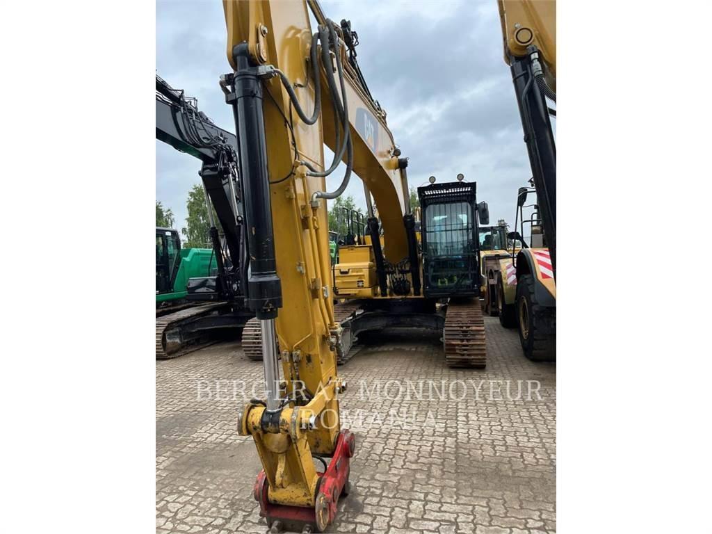 CAT 326FLN Gravemaskiner på larvebånd