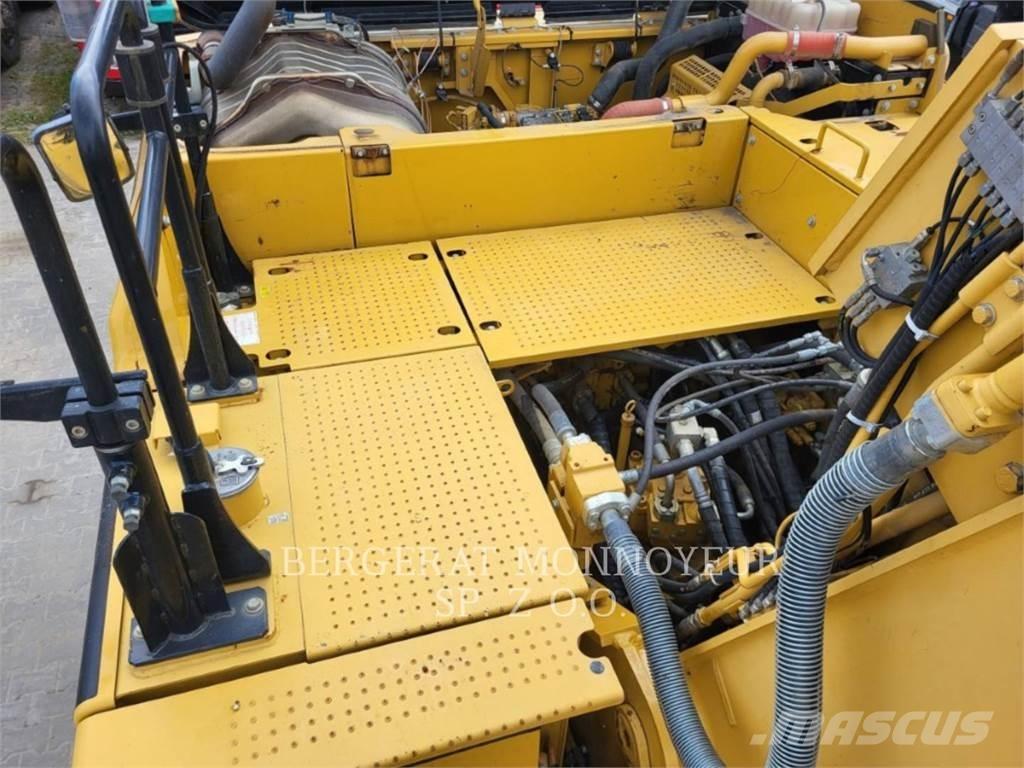 CAT 326FLN Gravemaskiner på larvebånd