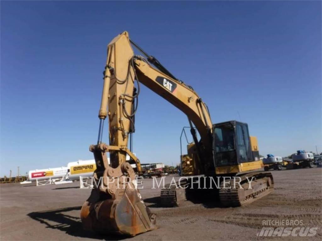 CAT 328DL Gravemaskiner på larvebånd