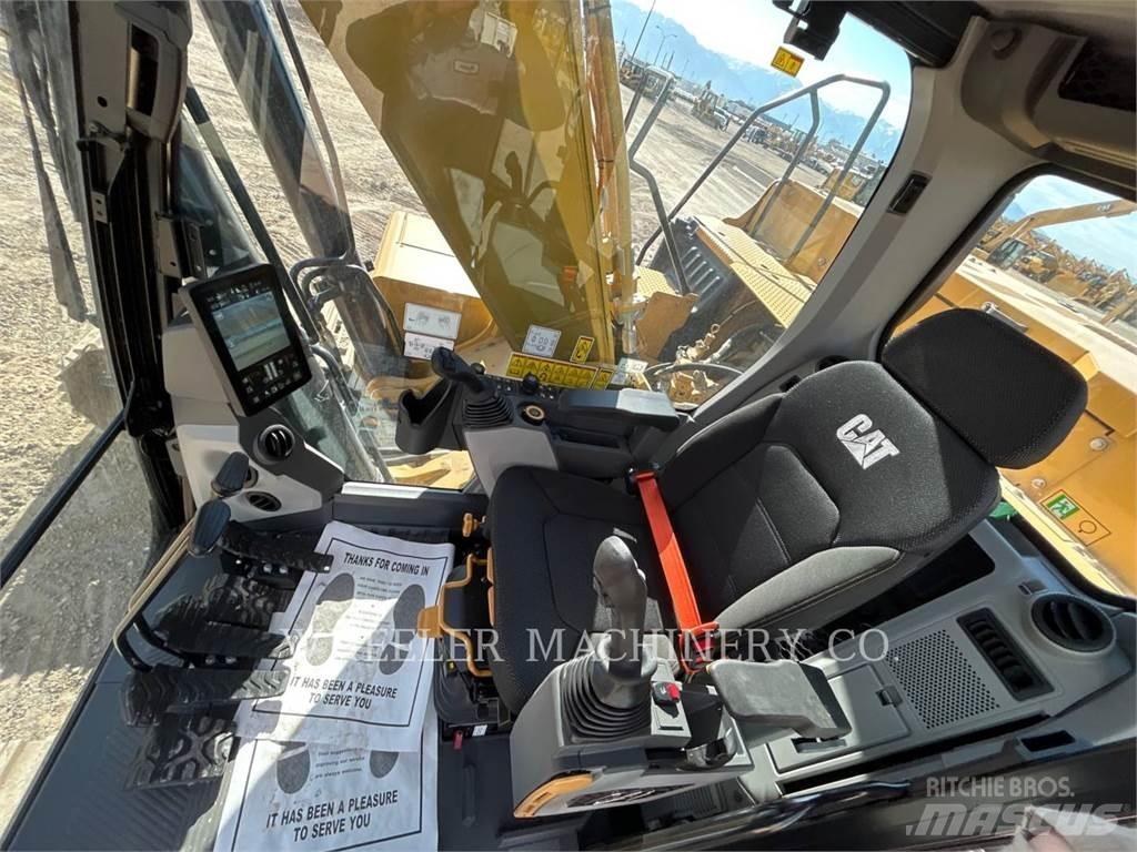 CAT 330 Gravemaskiner på larvebånd