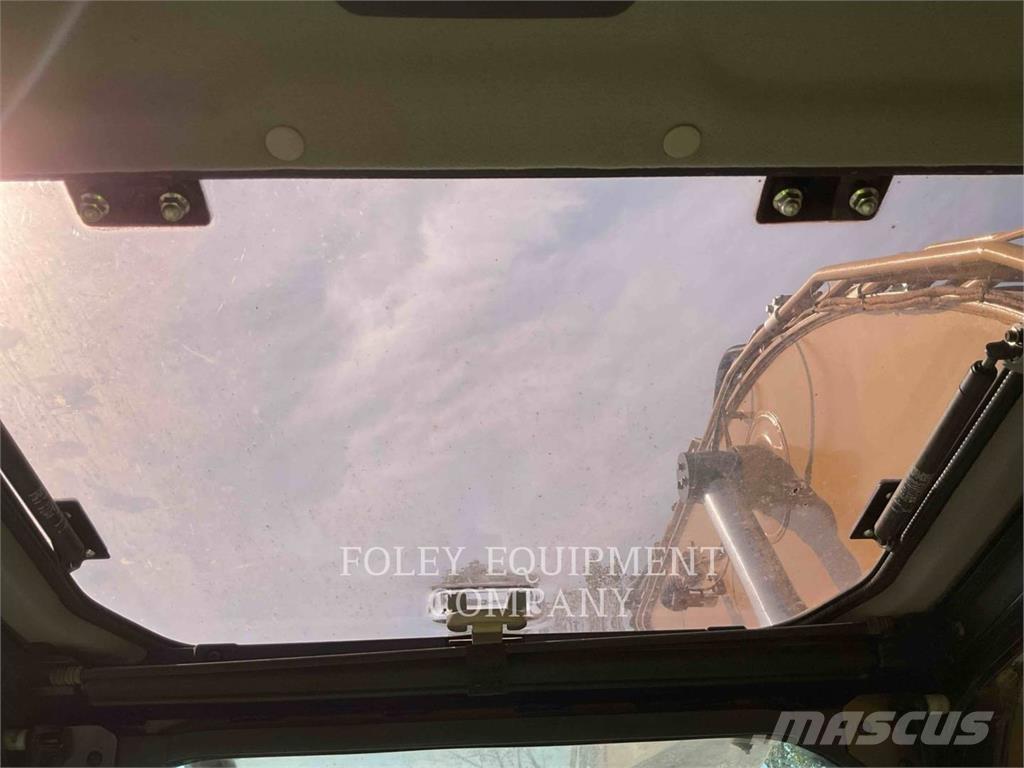 CAT 330-0710I Gravemaskiner på larvebånd