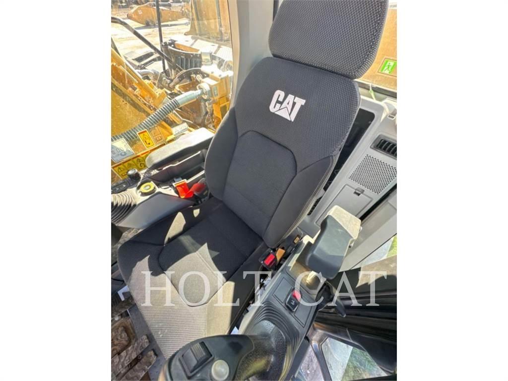 CAT 330 TC Gravemaskiner på larvebånd