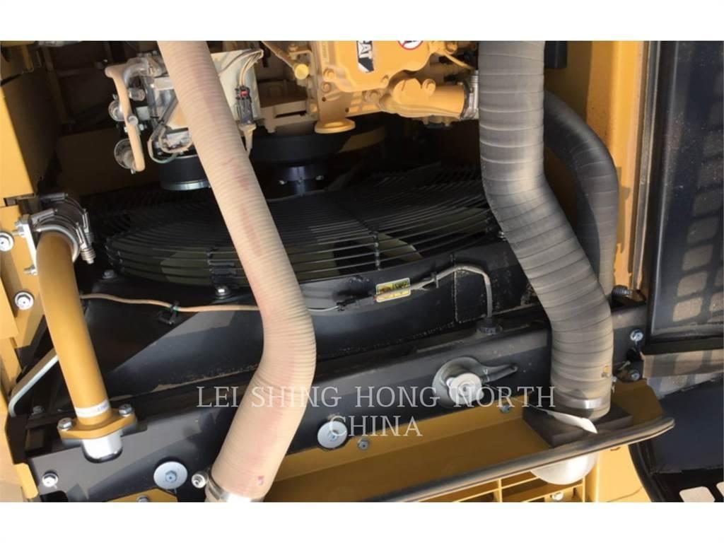 CAT 330D2L Gravemaskiner på larvebånd