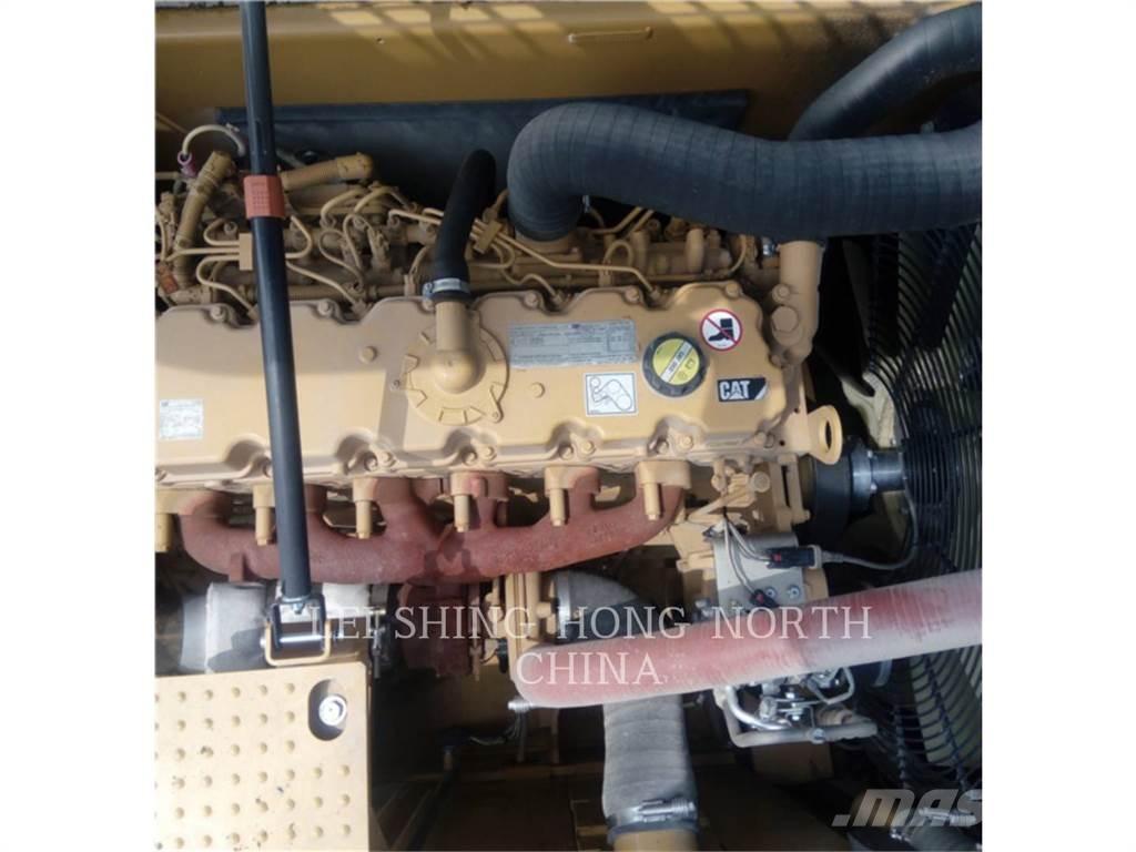 CAT 330D2L Gravemaskiner på larvebånd