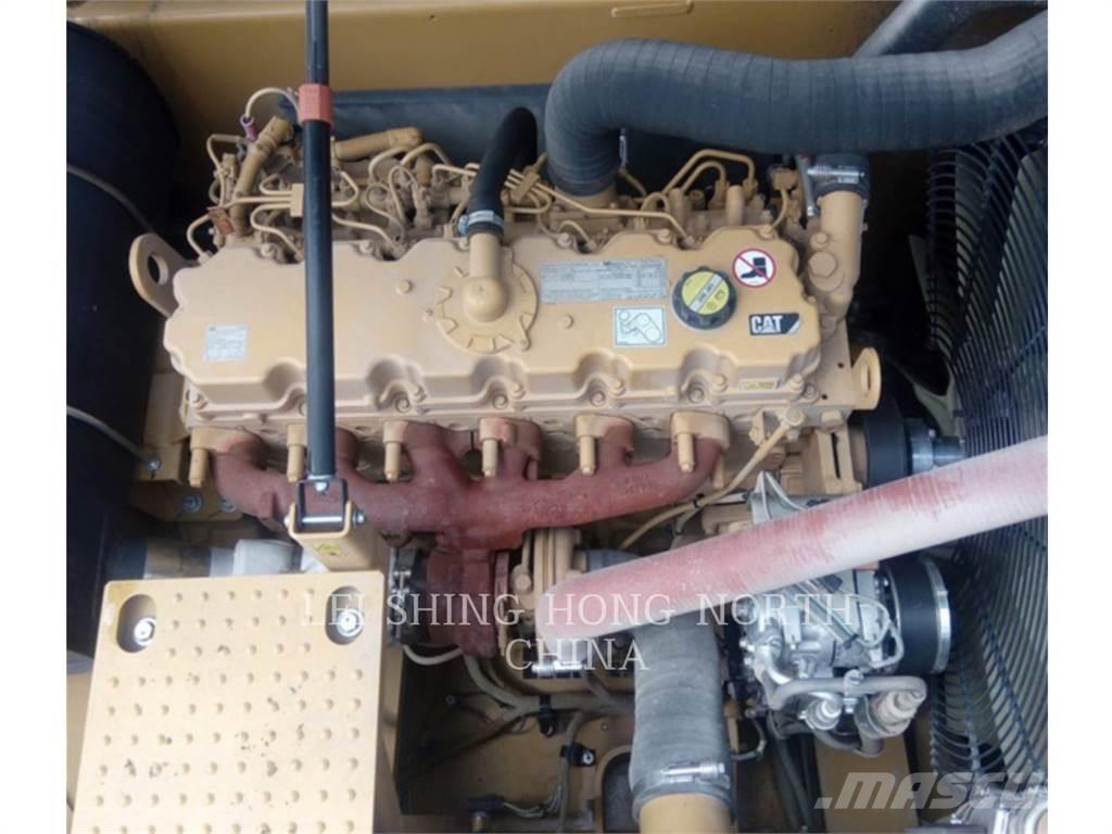 CAT 330D2L Gravemaskiner på larvebånd