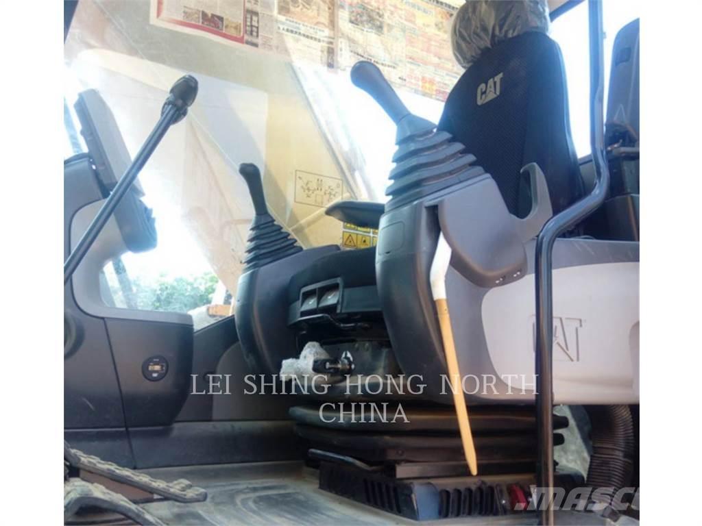 CAT 330D2L Gravemaskiner på larvebånd